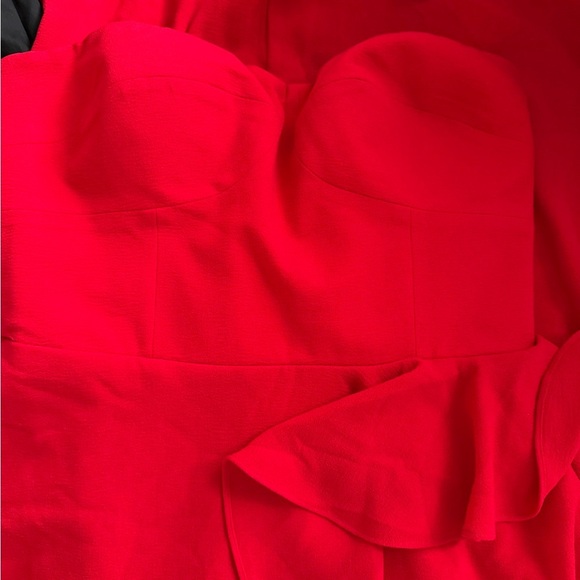 New Dress The Population Kai Strapless gown in Color Rouge - Picture 5 of 10